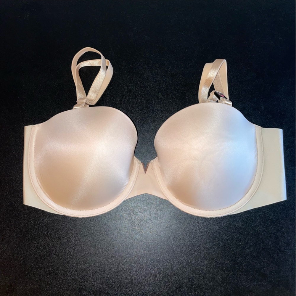NWT Victoria’s Secret strapless bra 36C